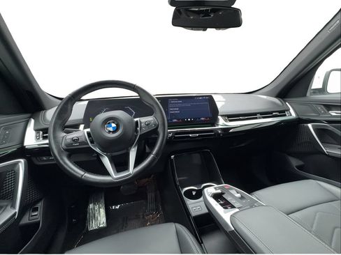 Used 2025 BMW X1 xDrive28i AWD/4WD image 34