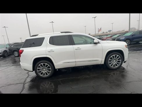 Used 2023 GMC Acadia Denali w/ LPO, Floor Liner Package image 9