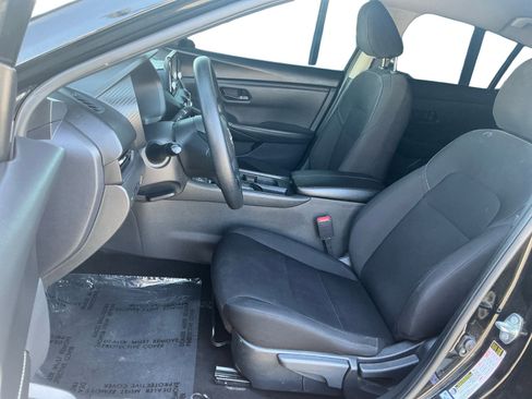 Used 2024 Nissan Sentra S FWD image 9