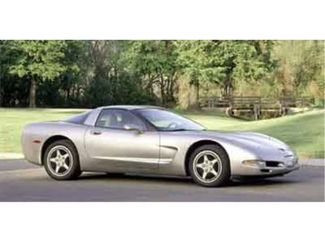Used 2000 Chevrolet Corvette Coupe w/ Performance Handling Pkg video 1
