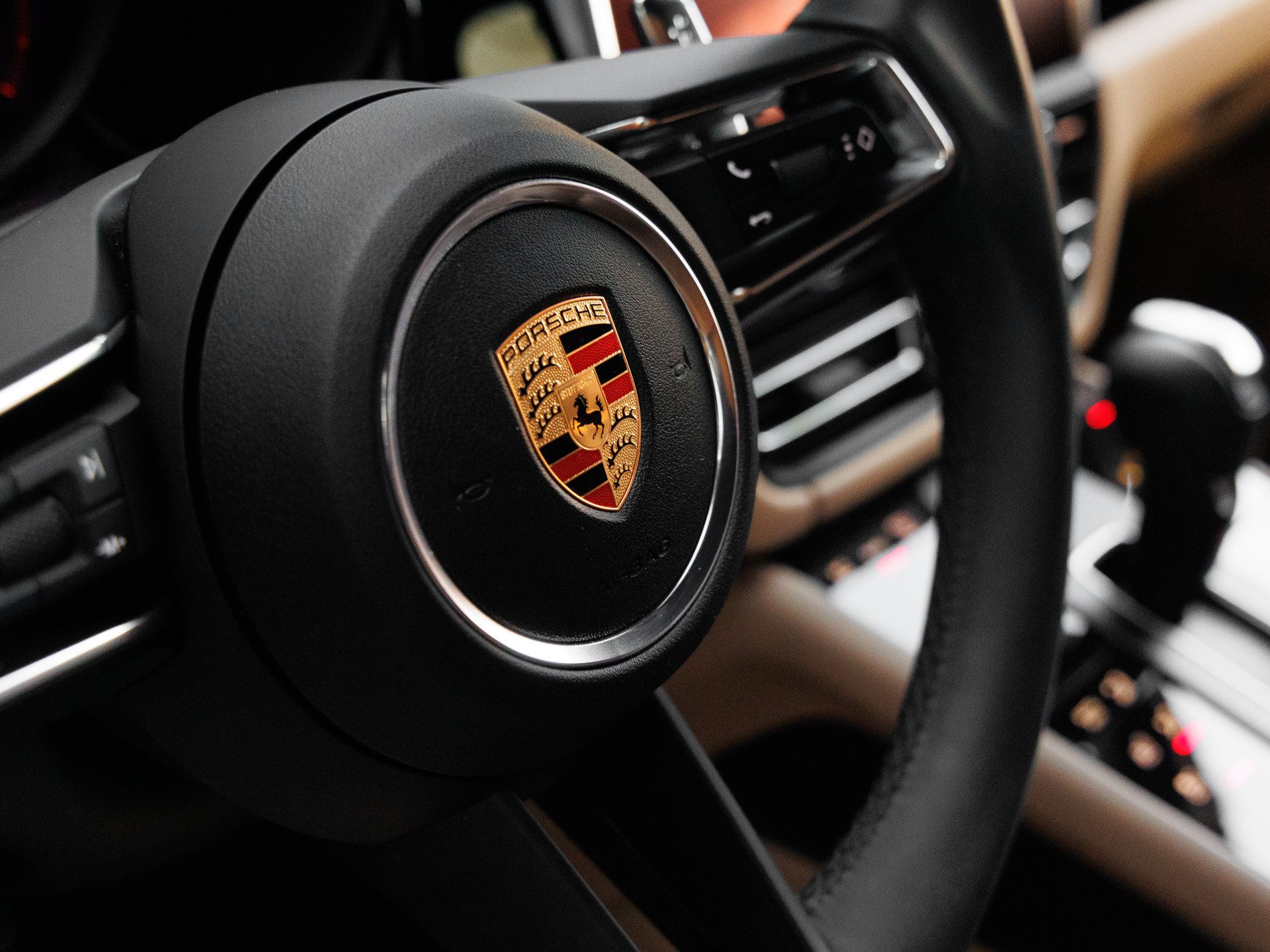 Used 2026 Porsche Macan AWD/4WD image 18