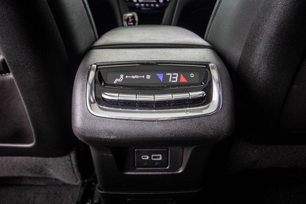 Used 2023 Cadillac XT6 Luxury FWD image 28