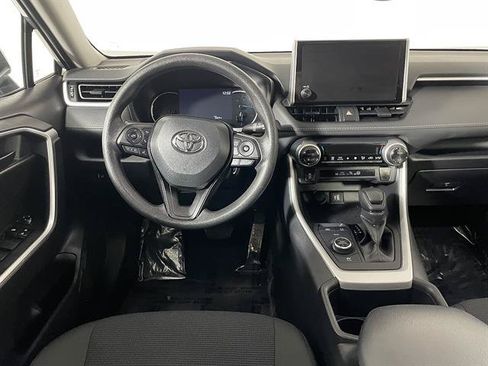 Used 2024 Toyota RAV4 LE AWD/4WD image 12