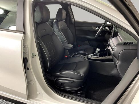Used 2024 Kia Forte GT-Line w/ GT-Line Premium Package FWD image 28