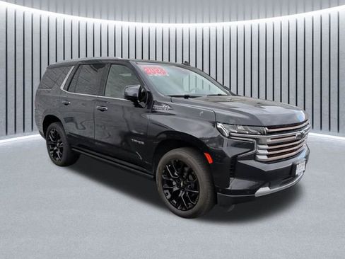 Used 2023 Chevrolet Tahoe High Country w/ Advanced Technology Package AWD/4WD image 2