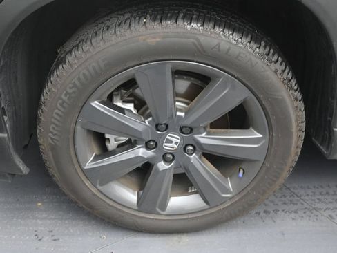 Used 2026 Honda Pilot Sport image 9
