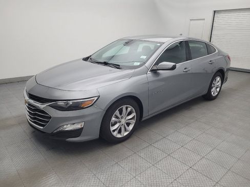 Used 2023 Chevrolet Malibu LT FWD image 2
