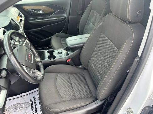 Used 2018 GMC Terrain SLE w/ Driver Convenience Package AWD/4WD image 2