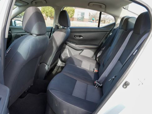 Used 2022 Nissan Sentra SV image 15