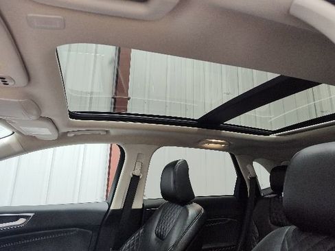 Used 2024 Ford Edge Titanium w/ Equipment Group 301A image 11