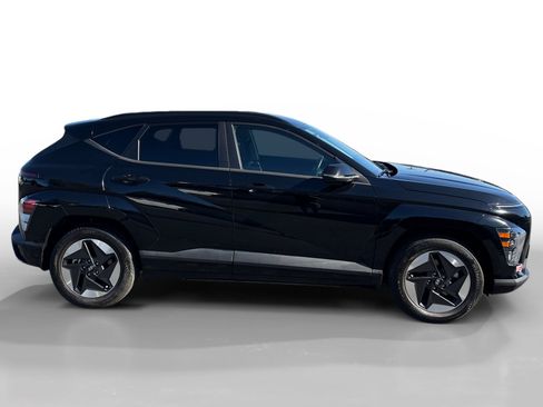 Used 2024 Hyundai Kona SEL FWD image 6