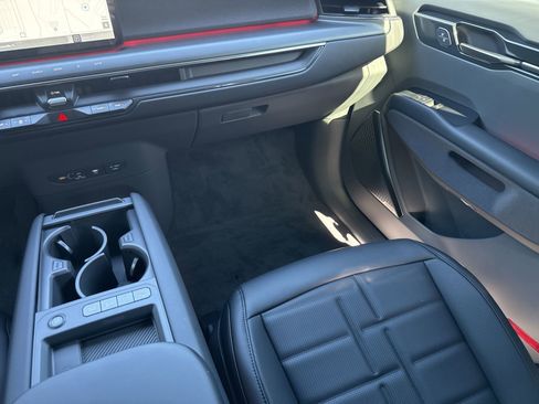 New 2026 Kia EV9 Land w/ Nightfall Edition Package image 15