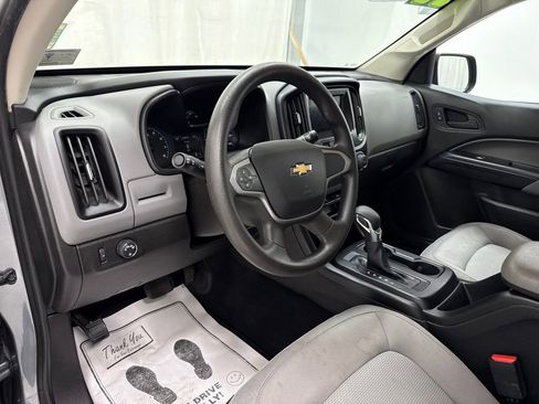 Used 2022 Chevrolet Colorado W/T w/ WT Convenience Package image 19