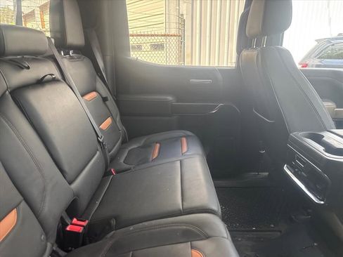 Used 2021 GMC Sierra 1500 AT4 w/ AT4 Premium Package AWD/4WD image 19