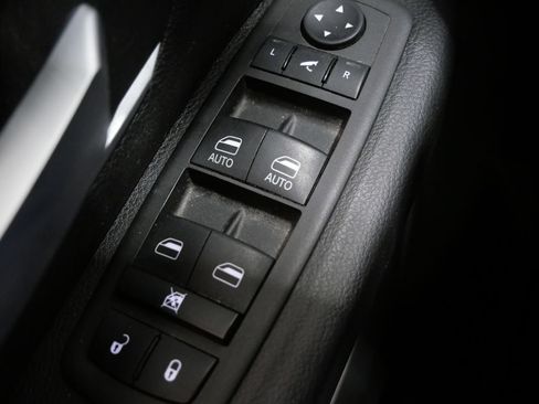 Used 2023 RAM 1500 Big Horn AWD/4WD image 10
