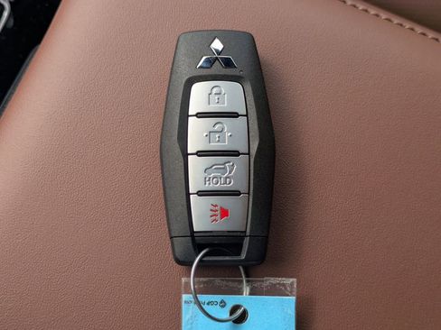 New 2026 Mitsubishi Outlander SEL FWD image 36