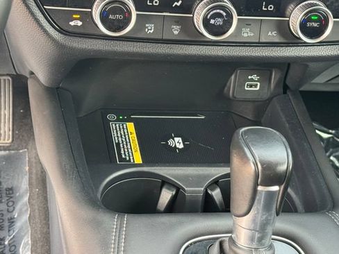 Certified 2023 Honda HR-V EX-L image 20