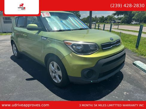 Used 2019 Kia Soul FWD image 1