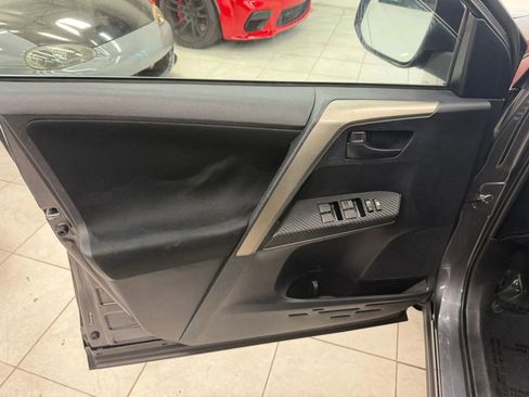 Used 2013 Toyota RAV4 XLE AWD/4WD image 13