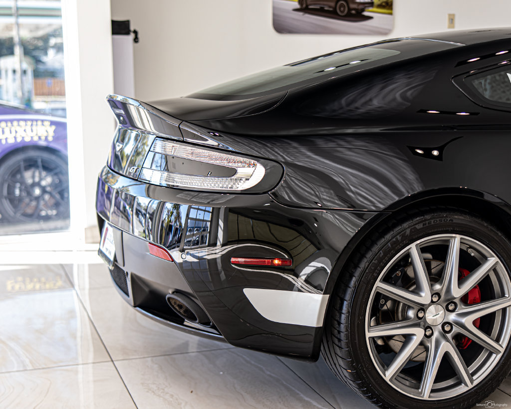 Used 2015 Aston Martin V8 Vantage GT RWD image 12