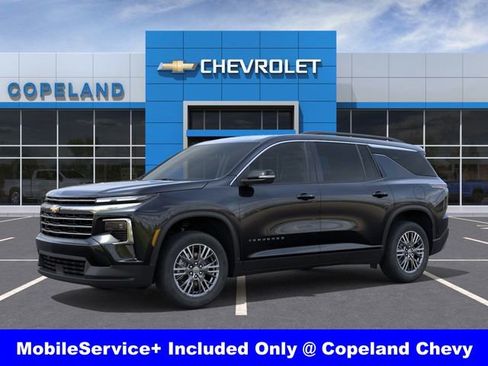 New 2026 Chevrolet Traverse LT image 2