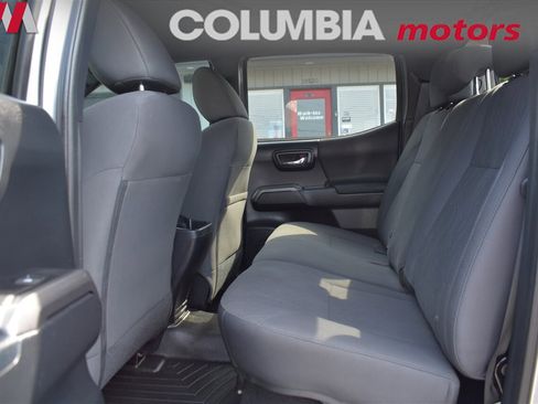 Used 2018 Toyota Tacoma TRD Off-Road image 28