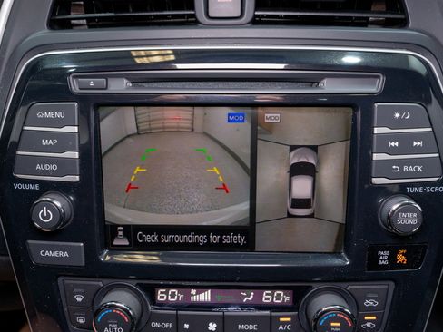Used 2021 Nissan Maxima Platinum w/ Sport Mat Group FWD image 21