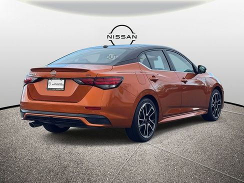 Certified 2025 Nissan Sentra SR w/ SR Premium Package image 6