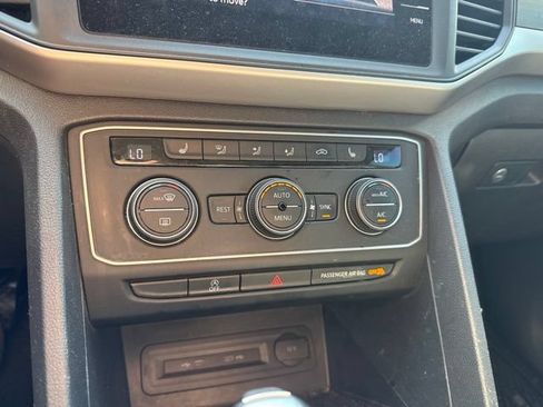 Used 2021 Volkswagen Atlas SE FWD image 16