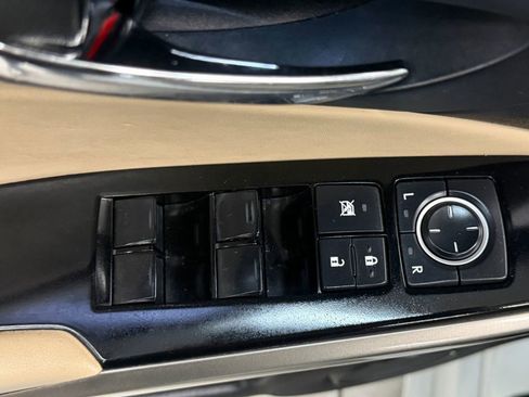 Used 2014 Lexus IS 350 w/ Navigation Package RWD image 23