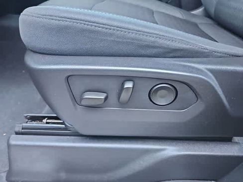 Certified 2024 Chevrolet Silverado 1500 LT AWD/4WD image 30