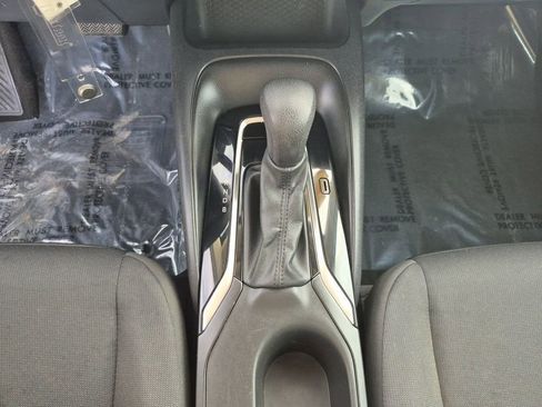 Used 2024 Toyota Corolla LE image 9