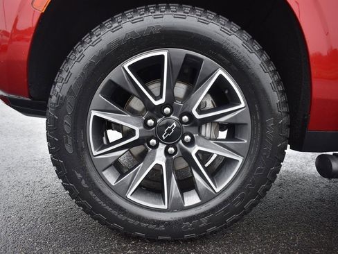 Used 2021 Chevrolet Tahoe Z71 w/ Luxury Package image 17