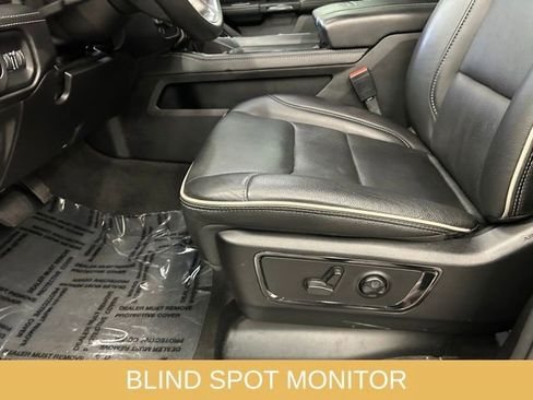 Used 2023 RAM 1500 Limited w/ Body Color Bumper Group image 24