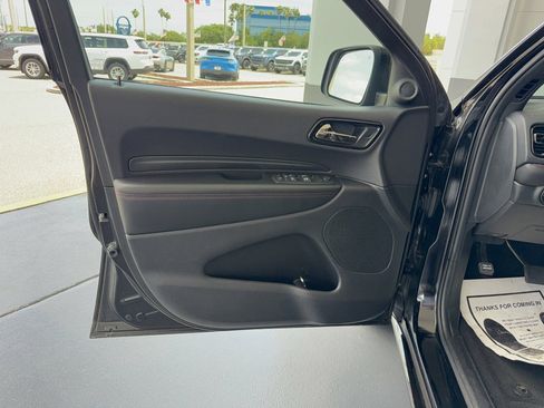 Used 2025 Dodge Durango GT w/ Blacktop Package RWD image 8