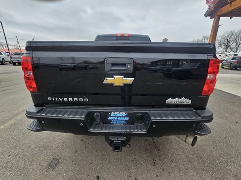 Used 2016 Chevrolet Silverado 2500 High Country w/ Duramax Plus Package image 5