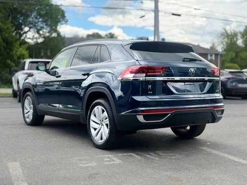 Used 2021 Volkswagen Atlas Cross Sport SE AWD/4WD image 4