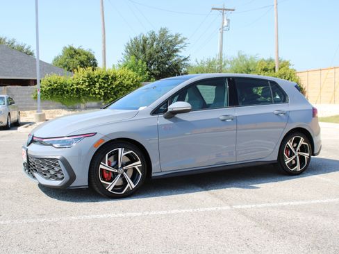 New 2025 Volkswagen GTI SE image 6