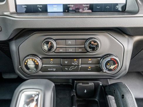 New 2025 Ford Bronco Badlands image 32