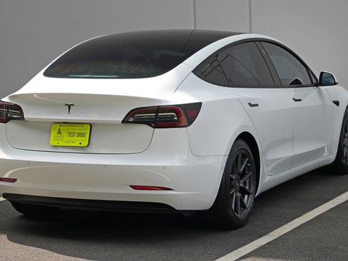 Used 2021 Tesla Model 3 Standard Range Plus RWD image 50