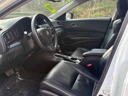 Used 2013 Acura ILX w/ Technology Package image 13