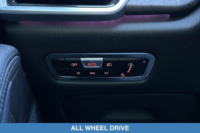 Used 2022 BMW X5 xDrive40i w/ Premium Package AWD/4WD image 31