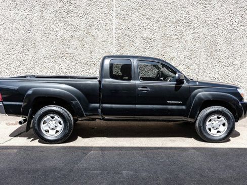 Used 2008 Toyota Tacoma PreRunner image 6