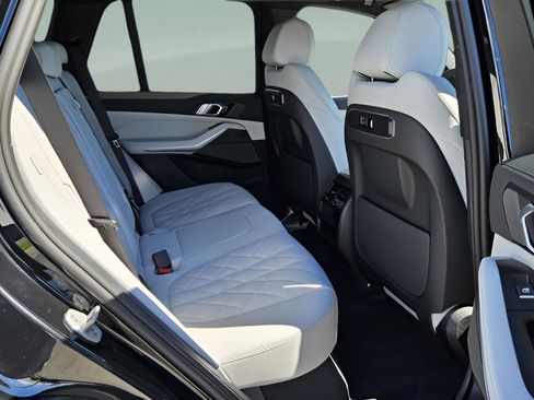 New 2026 BMW X5 sDrive40i w/ M Sport Package image 15