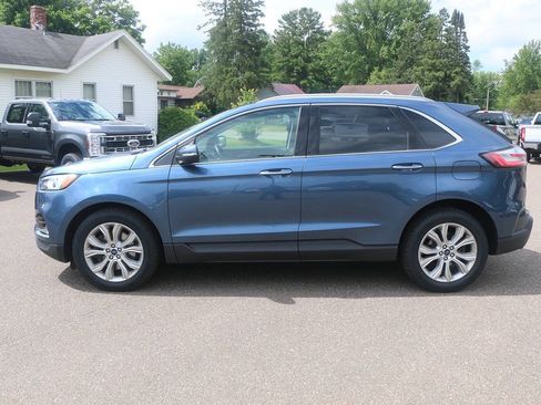 Used 2019 Ford Edge Titanium AWD/4WD image 3