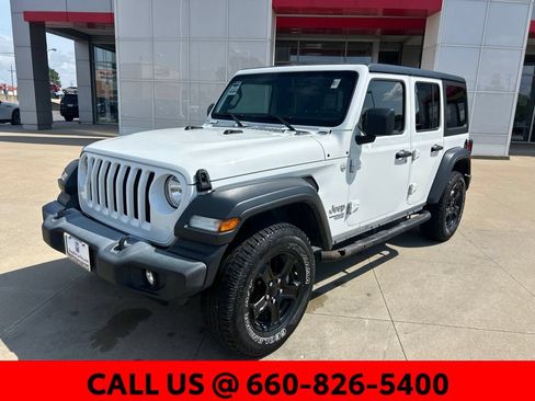 Used 2019 Jeep Wrangler Unlimited Sport S AWD/4WD image 2