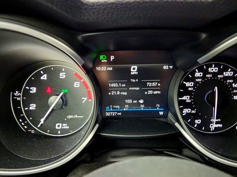 Used 2022 Alfa Romeo Stelvio Ti AWD/4WD image 15