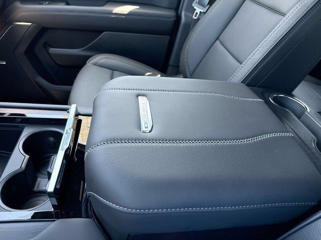 New 2026 GMC Yukon Denali AWD/4WD image 21