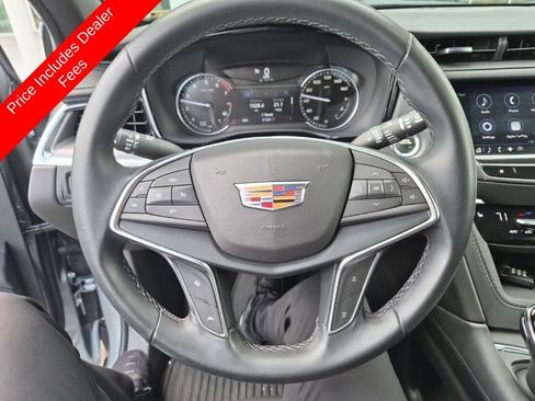 Used 2024 Cadillac XT5 Luxury FWD image 8