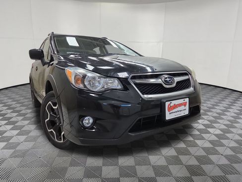 Used 2014 Subaru Crosstrek 2.0i Premium AWD/4WD image 2